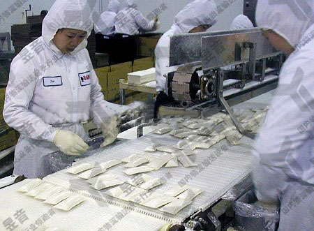 淺析食品輸送機轉(zhuǎn)彎段部件設(shè)計