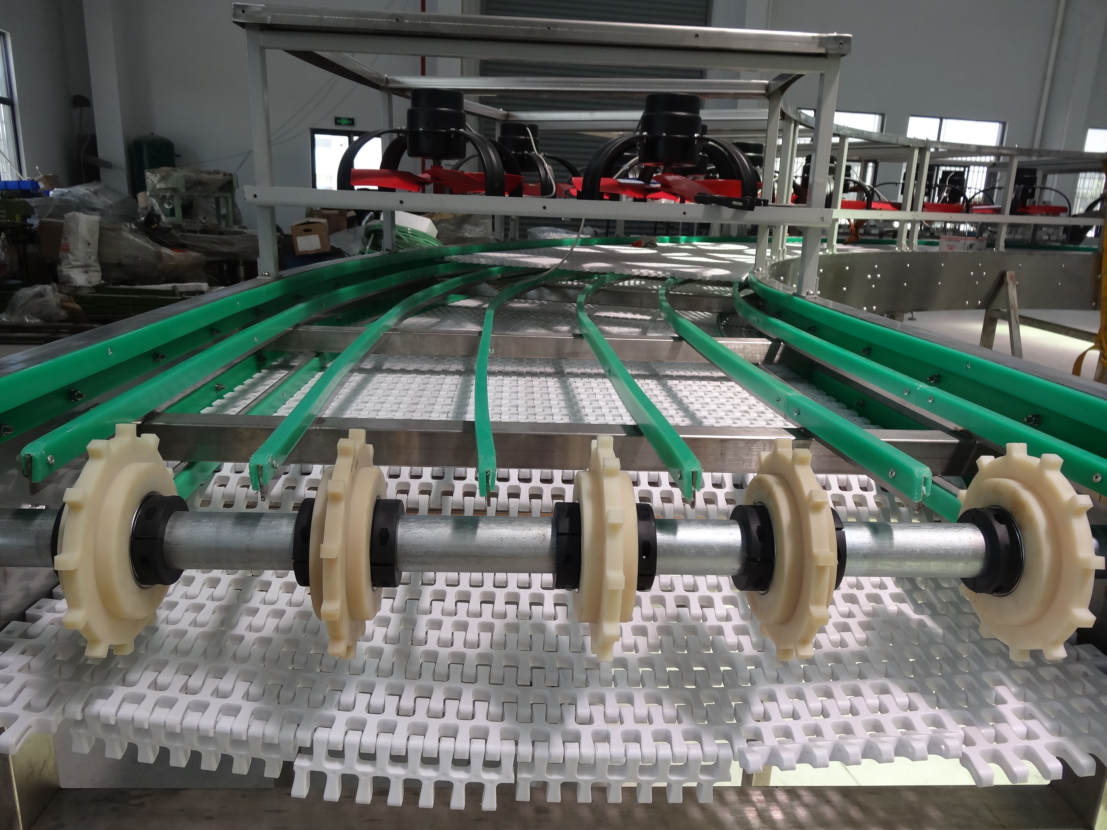 淺談帶式輸送機在運轉(zhuǎn)過程中應(yīng)注意的事項